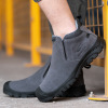 Lightweight and comfortable insulated protective shoes 8